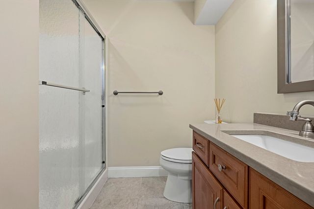 375 Border Street 375, Boston, MA 02128