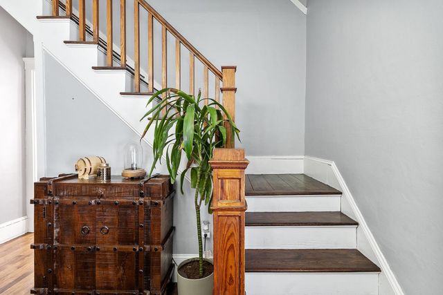 4 Cedar Street, Derry, NH 03038