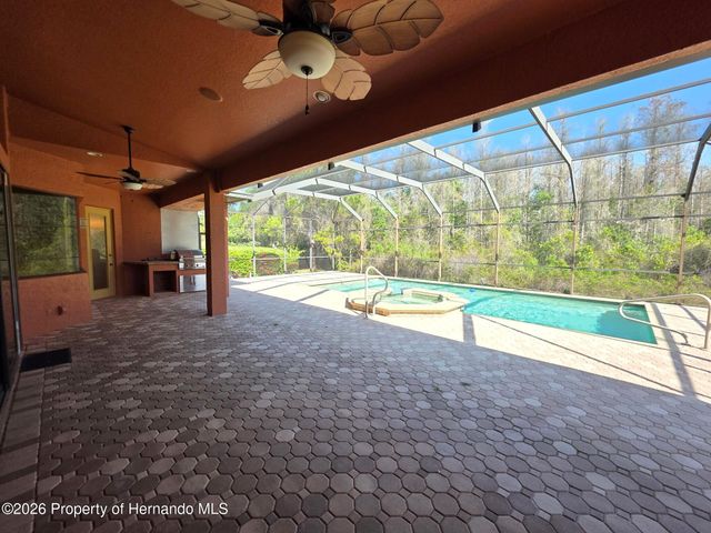 8421 Charleston Drive, Weeki Wachee, FL 34613