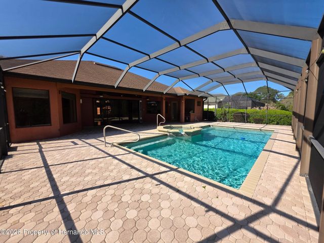 8421 Charleston Drive, Weeki Wachee, FL 34613