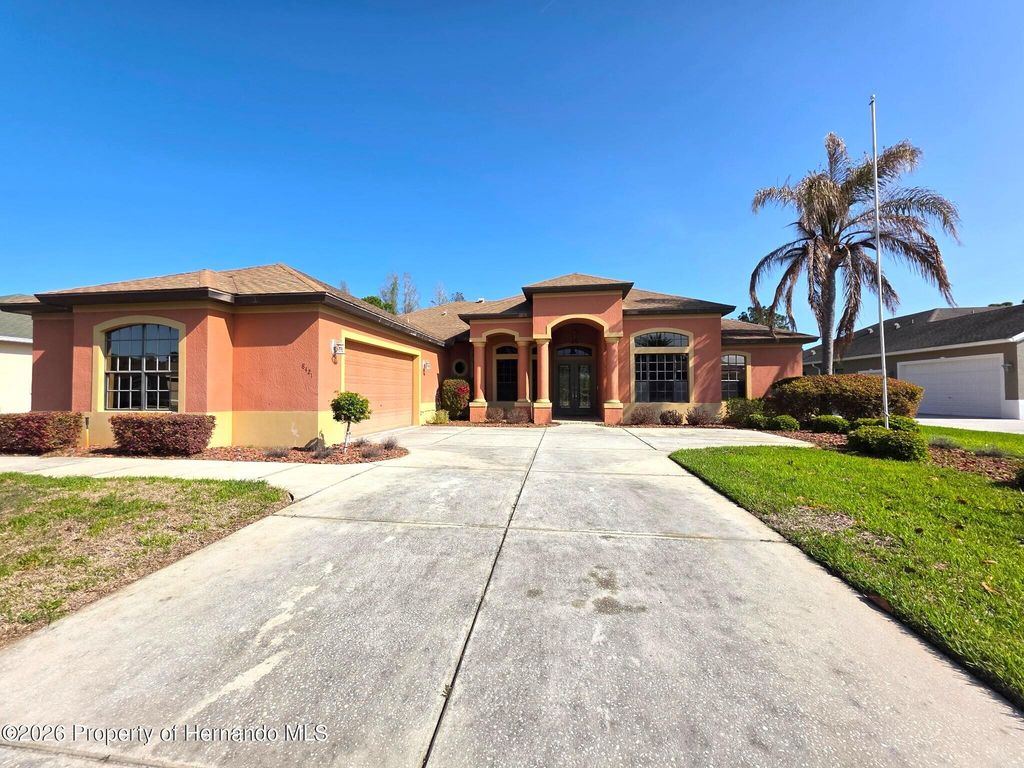 8421 Charleston Drive, Weeki Wachee, FL 34613