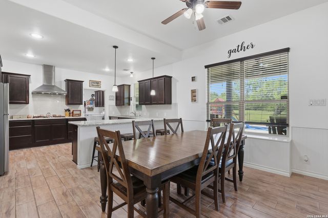 6211 LOCKHILL RD, San Antonio, TX 78240