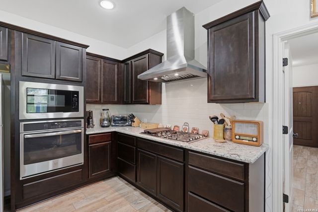 6211 LOCKHILL RD, San Antonio, TX 78240