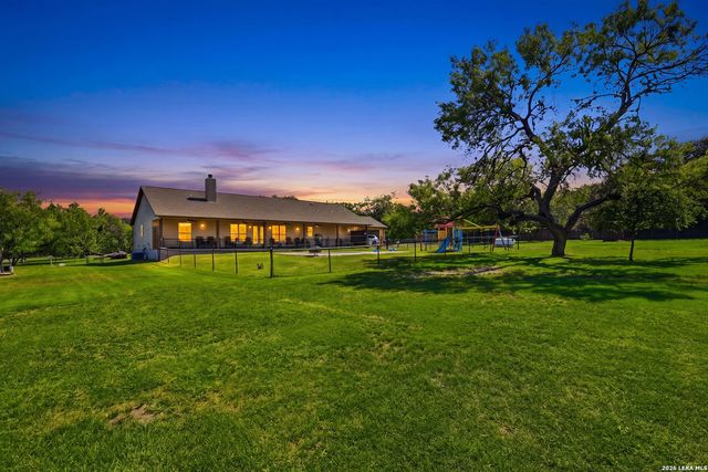 6211 LOCKHILL RD, San Antonio, TX 78240