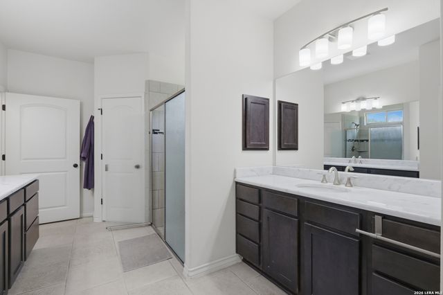 6211 LOCKHILL RD, San Antonio, TX 78240