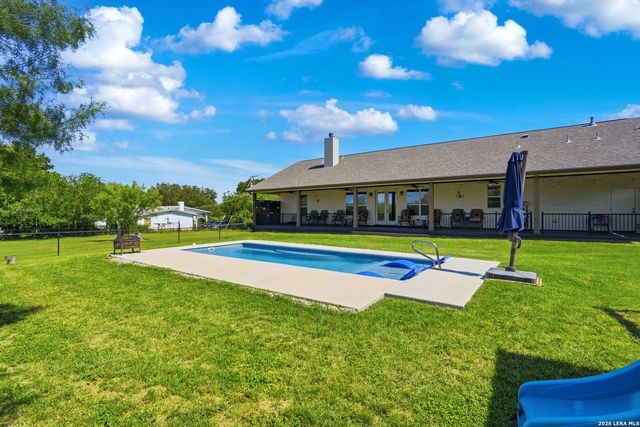 6211 LOCKHILL RD, San Antonio, TX 78240