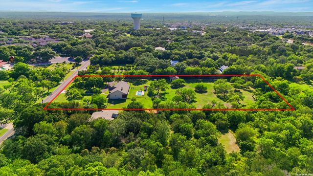6211 LOCKHILL RD, San Antonio, TX 78240