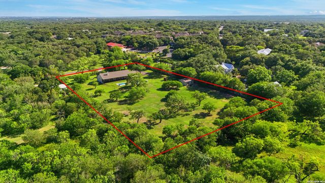 6211 LOCKHILL RD, San Antonio, TX 78240