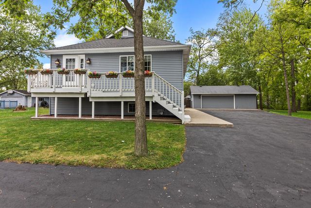 2124 Lakeshore DRIVE, Kansasville, WI 53139