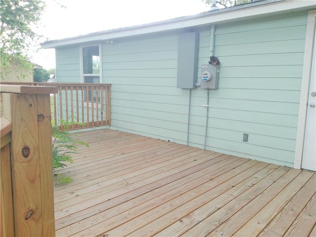 306 Allison St, Gregory, TX 78359