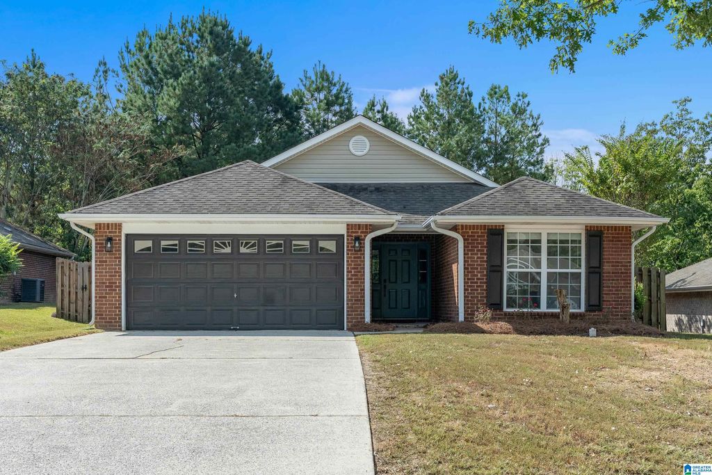 112 IVY TRACE, Calera, AL 35040