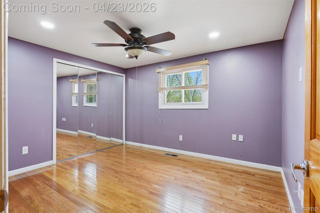 5701 Tequesta Court, West Bloomfield Charter Township, MI 48323