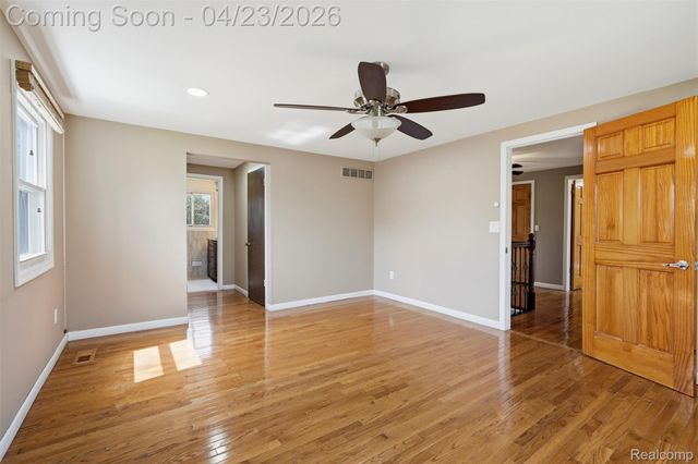 5701 Tequesta Court, West Bloomfield Charter Township, MI 48323