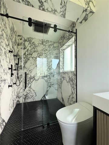 4515 Alton Rd, Miami Beach, FL 33140
