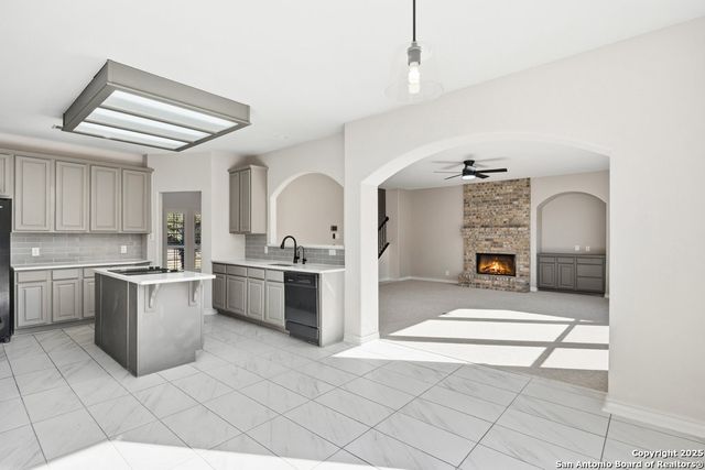 9618 Rosemont, Helotes, TX 78023