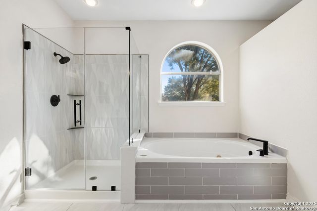 9618 Rosemont, Helotes, TX 78023