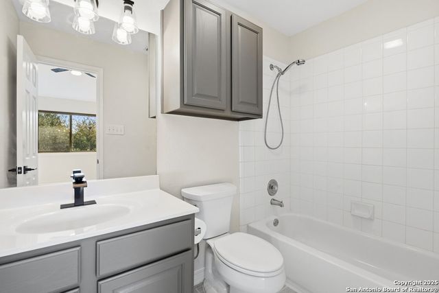 9618 Rosemont, Helotes, TX 78023