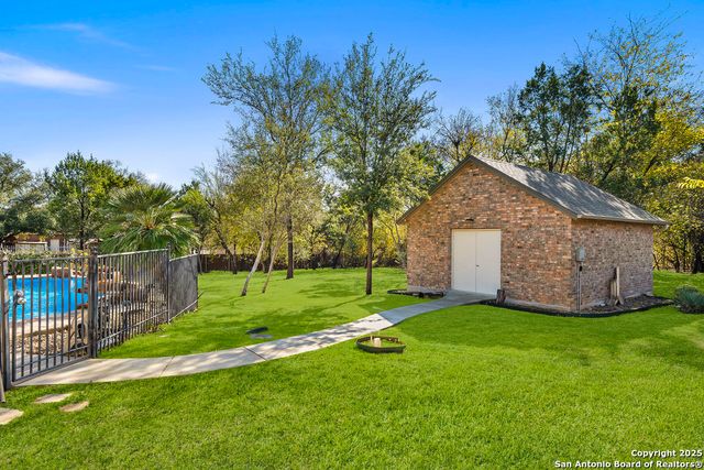 9618 Rosemont, Helotes, TX 78023