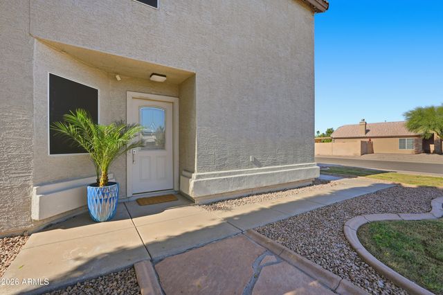 821 E KESLER Lane, Chandler, AZ 85225