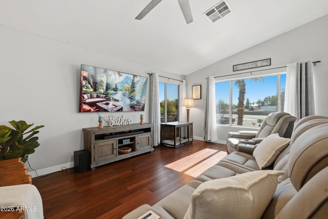 821 E KESLER Lane, Chandler, AZ 85225