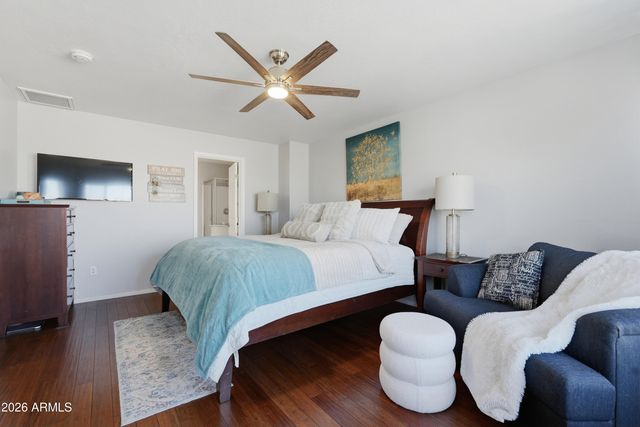 821 E KESLER Lane, Chandler, AZ 85225