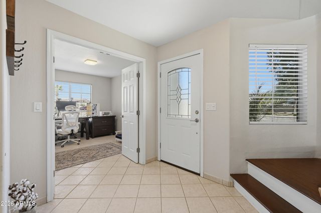 821 E KESLER Lane, Chandler, AZ 85225