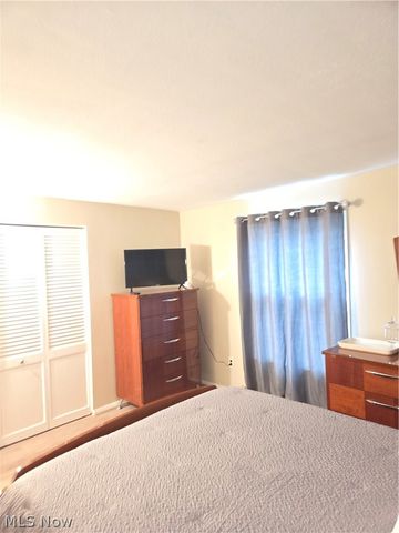 21711 S Lake Shore Boulevard, Euclid, OH 44123
