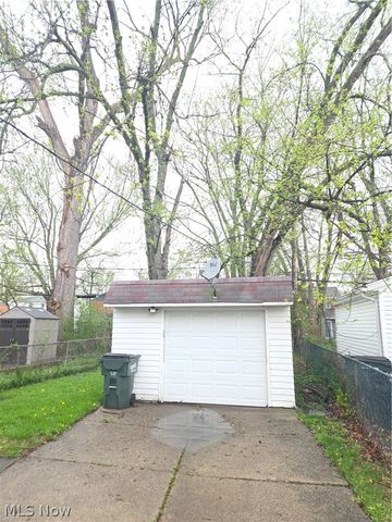 21711 S Lake Shore Boulevard, Euclid, OH 44123