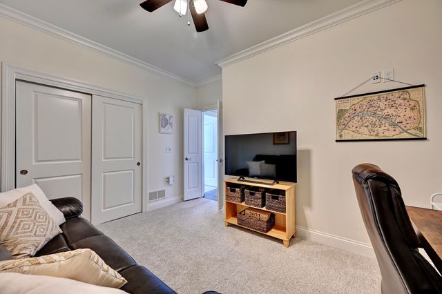 1210 Shavano Drive, Covington, KY 41011