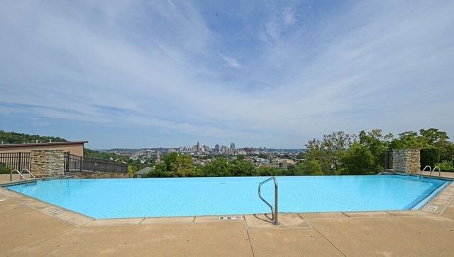 1210 Shavano Drive, Covington, KY 41011