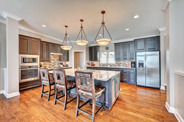 1210 Shavano Drive, Covington, KY 41011