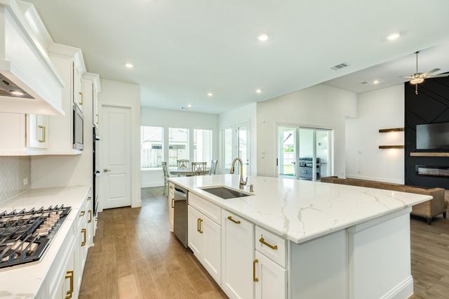 5202 Wolf Creek Court, Manvel, TX 77578