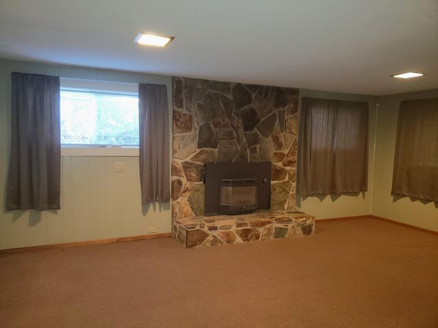 511 NW Woodson Drive, Grants Pass, OR 97526