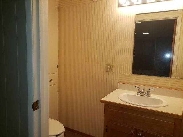 511 NW Woodson Drive, Grants Pass, OR 97526