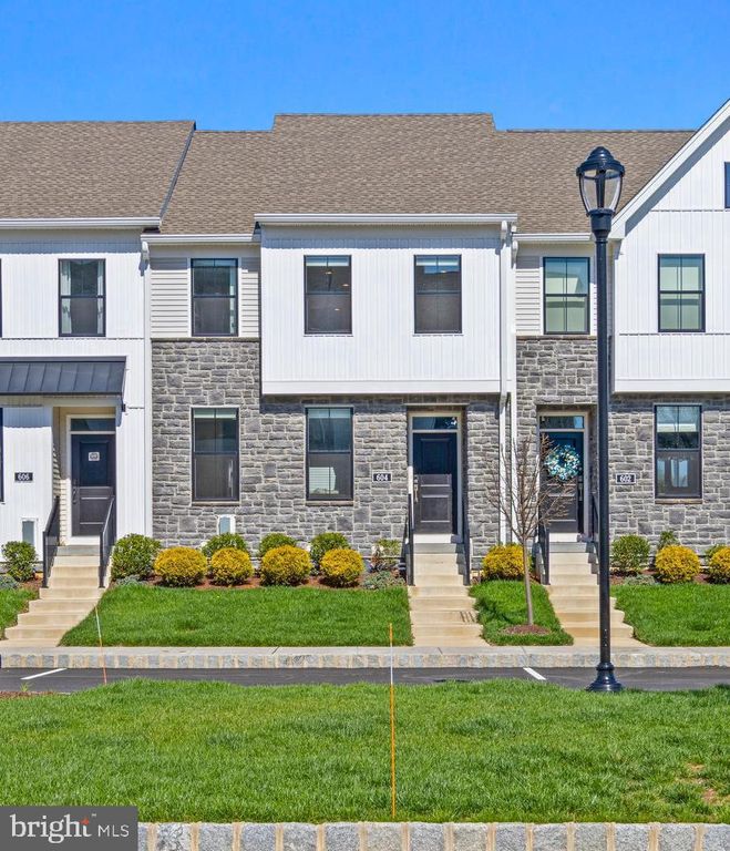 604 HOOPES LN, Media, PA 19063