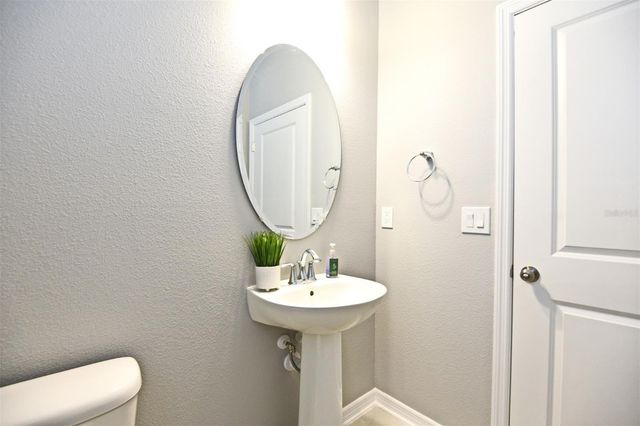 607 CHEVAL LANE, Debary, FL 32713