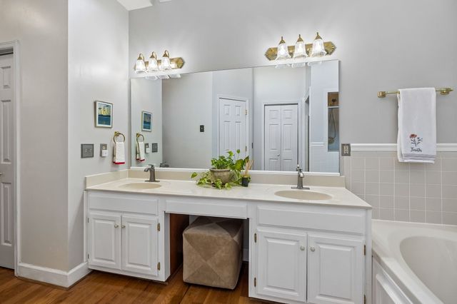 1077 Beech Tree Ln, Brentwood, TN 37027