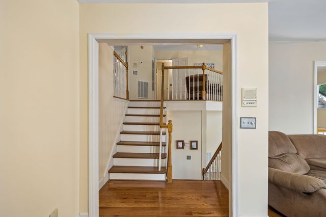 1077 Beech Tree Ln, Brentwood, TN 37027
