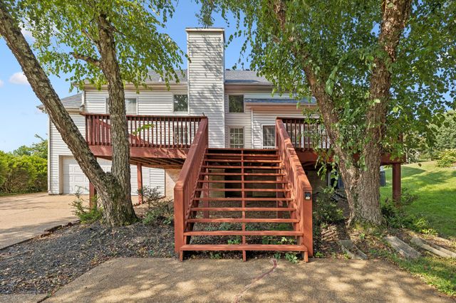 1077 Beech Tree Ln, Brentwood, TN 37027