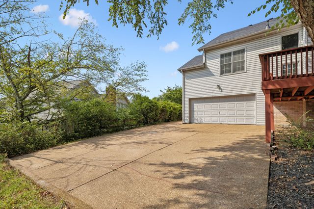 1077 Beech Tree Ln, Brentwood, TN 37027