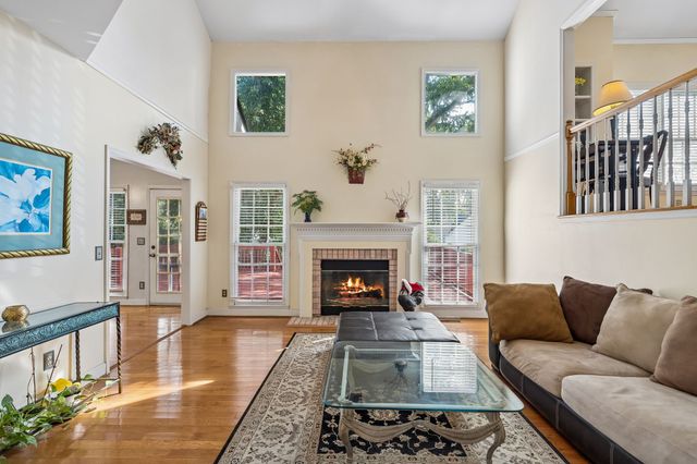 1077 Beech Tree Ln, Brentwood, TN 37027