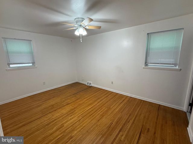 8835 E ROOSEVELT BLVD, Philadelphia, PA 19152