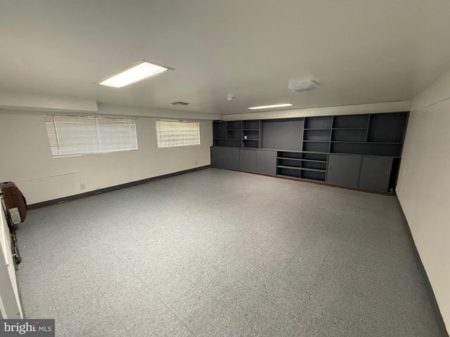 8835 E ROOSEVELT BLVD, Philadelphia, PA 19152