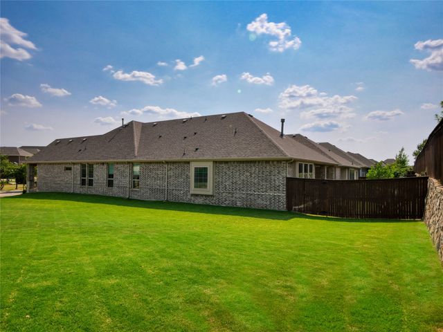 7617 Redondo Drive, Rowlett, TX 75088