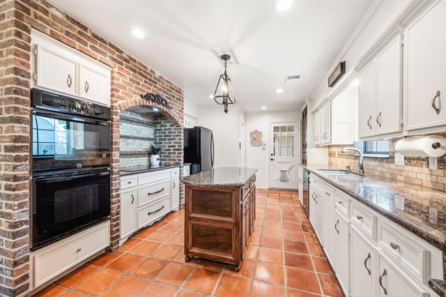 11619 Cherryknoll Drive, Houston, TX 77077