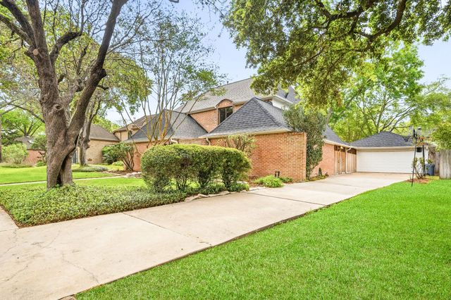 11619 Cherryknoll Drive, Houston, TX 77077