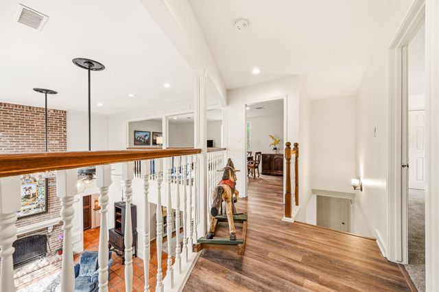 11619 Cherryknoll Drive, Houston, TX 77077