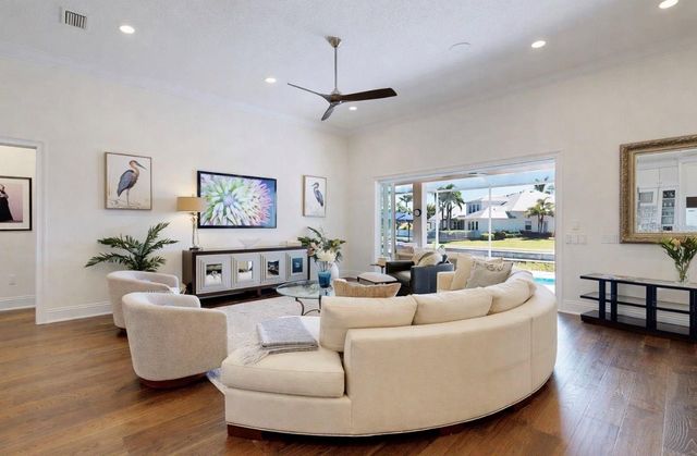 716 PINCKNEY DRIVE, Apollo Beach, FL 33572