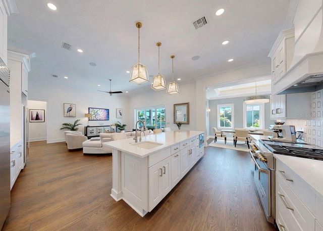 716 PINCKNEY DRIVE, Apollo Beach, FL 33572