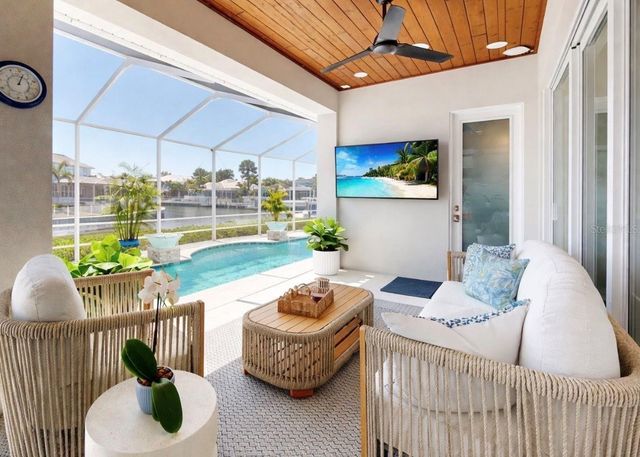 716 PINCKNEY DRIVE, Apollo Beach, FL 33572